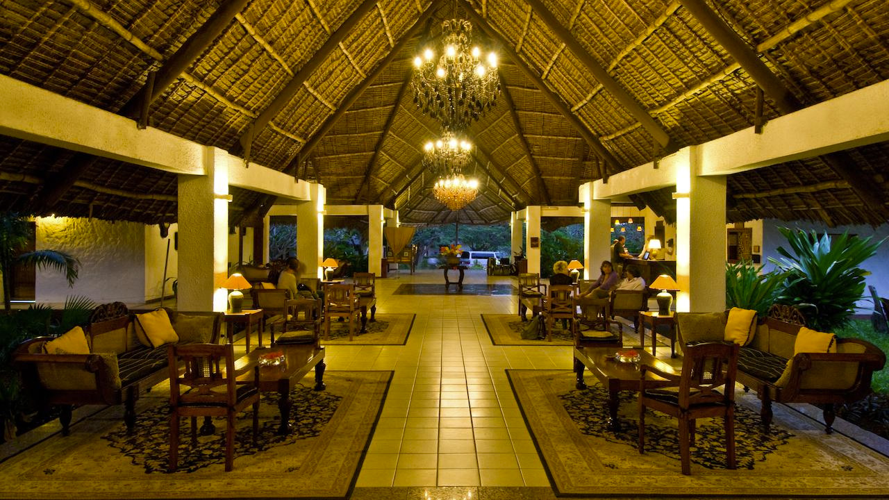 4* KARAFUU BEACH RESORT & SPA - HONEYMOON - Image 3